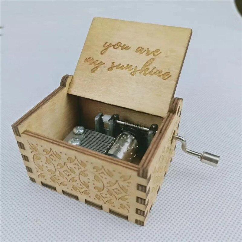 Handcranked Music Box, You Are My Sun Theme Song "Love Dad, Love Mom, Love Daughter, Love Wife" Christmas Gift Birthday Gift